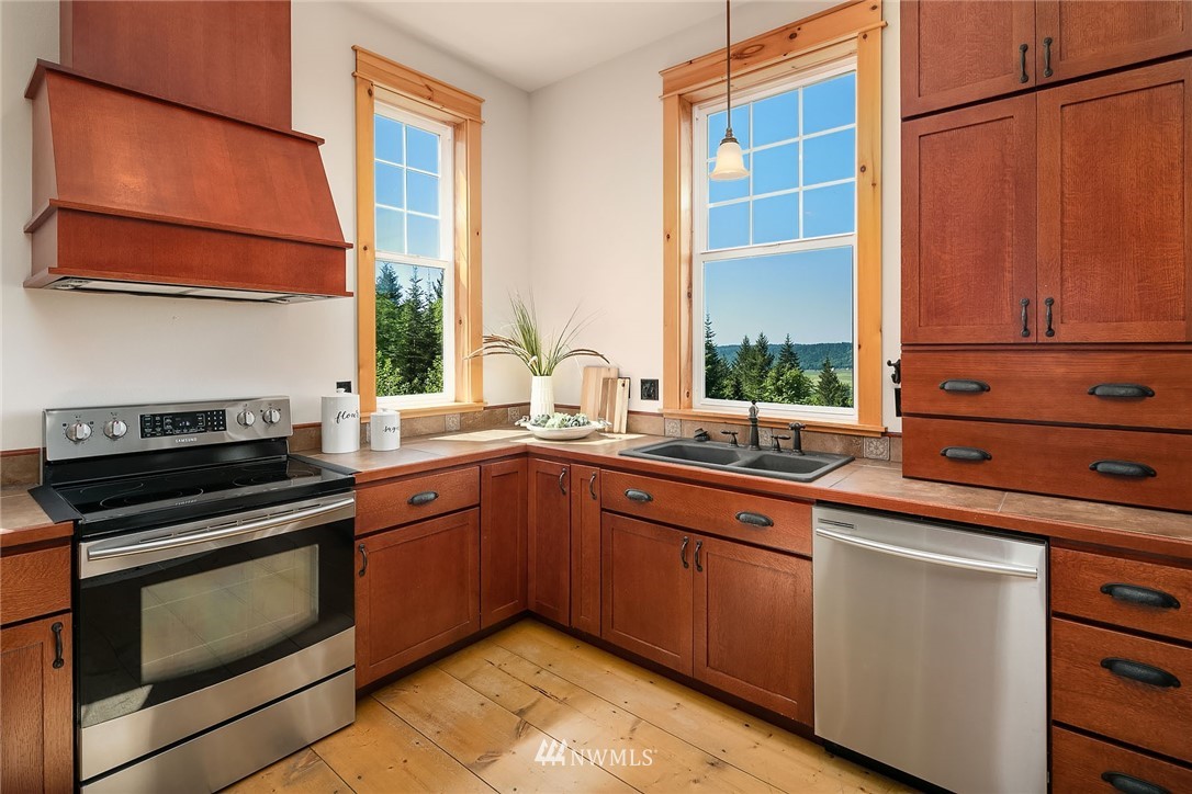 23405 Cherry Valley Road Monroe, WA 98272 - Photo 9 of 25