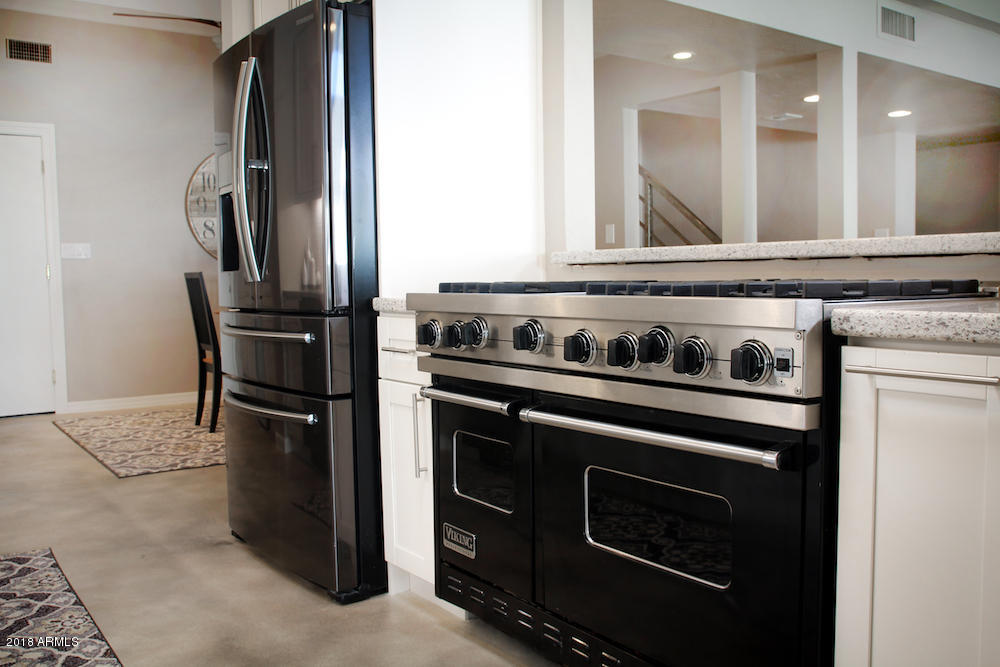 2504 East Osborn Road Phoenix, AZ 85016 - Photo 18 of 53 Viking Range