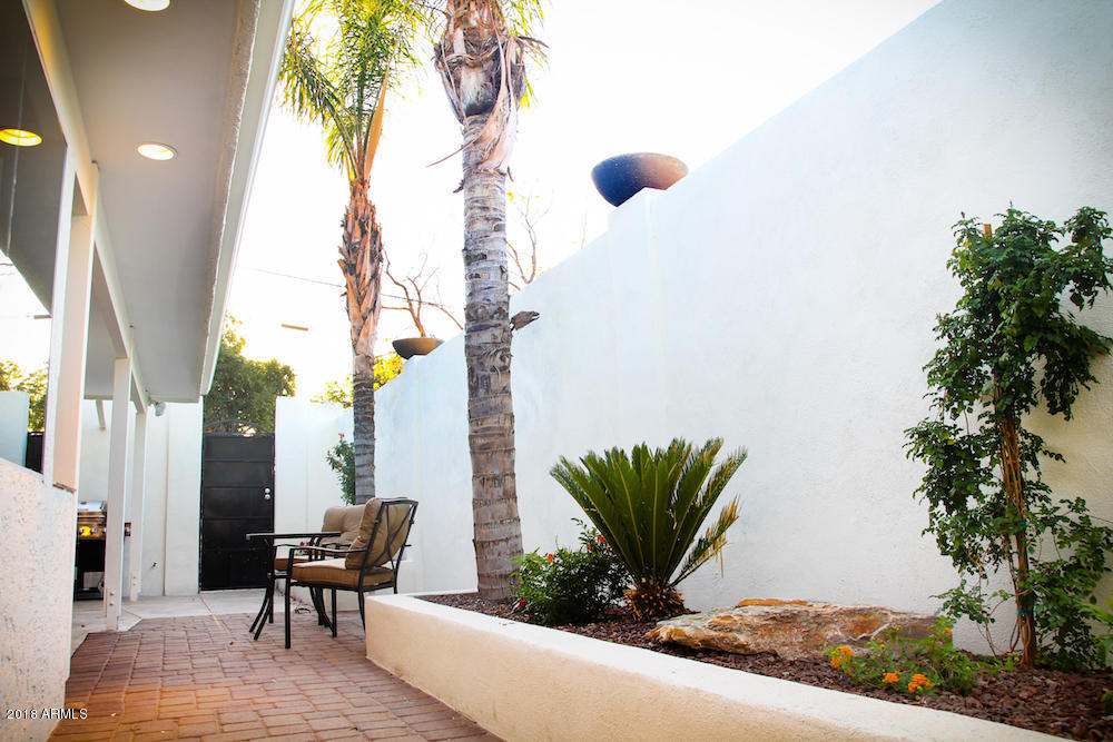 2504 East Osborn Road Phoenix, AZ 85016 - Photo 47 of 53 Patio Landscaping