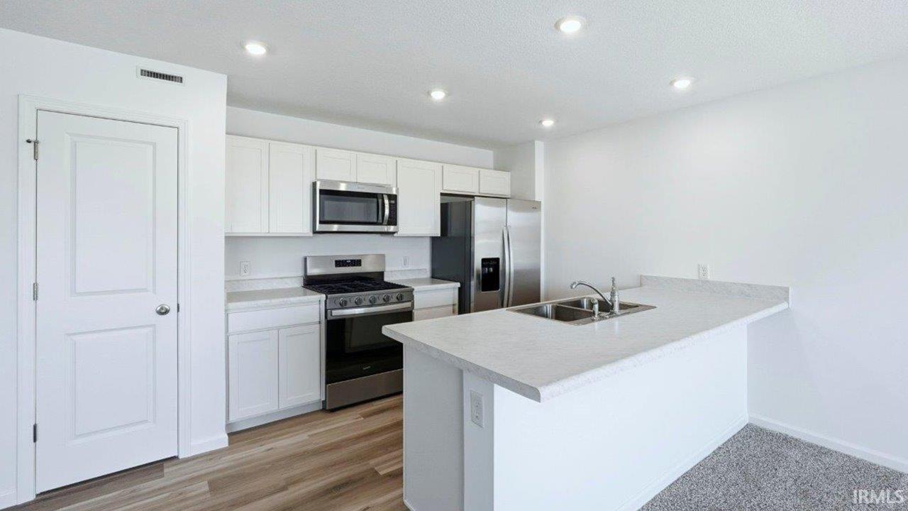 3353 Sika Trail Waterloo, IN 46793 - Photo 4 of 33