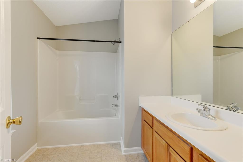 2015 WaterStone Loop High Point, NC 27265 - Photo 20 of 34 Primary Bathroom