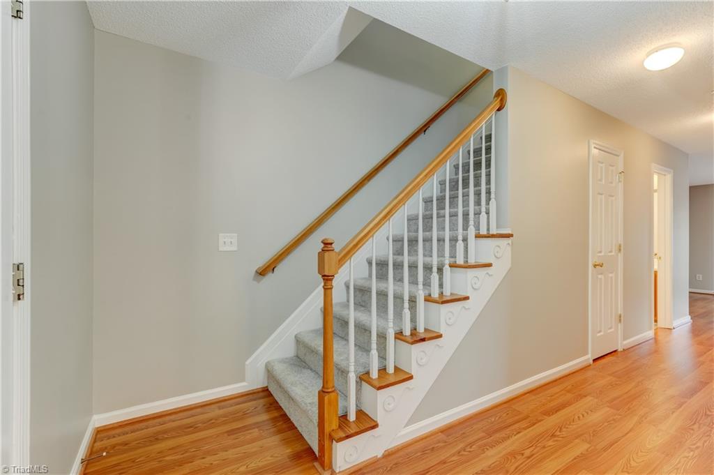 2015 WaterStone Loop High Point, NC 27265 - Photo 2 of 34 Foyer