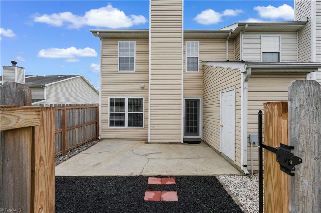 2015 WaterStone Loop High Point, NC 27265 - Photo 31 of 34 Back View