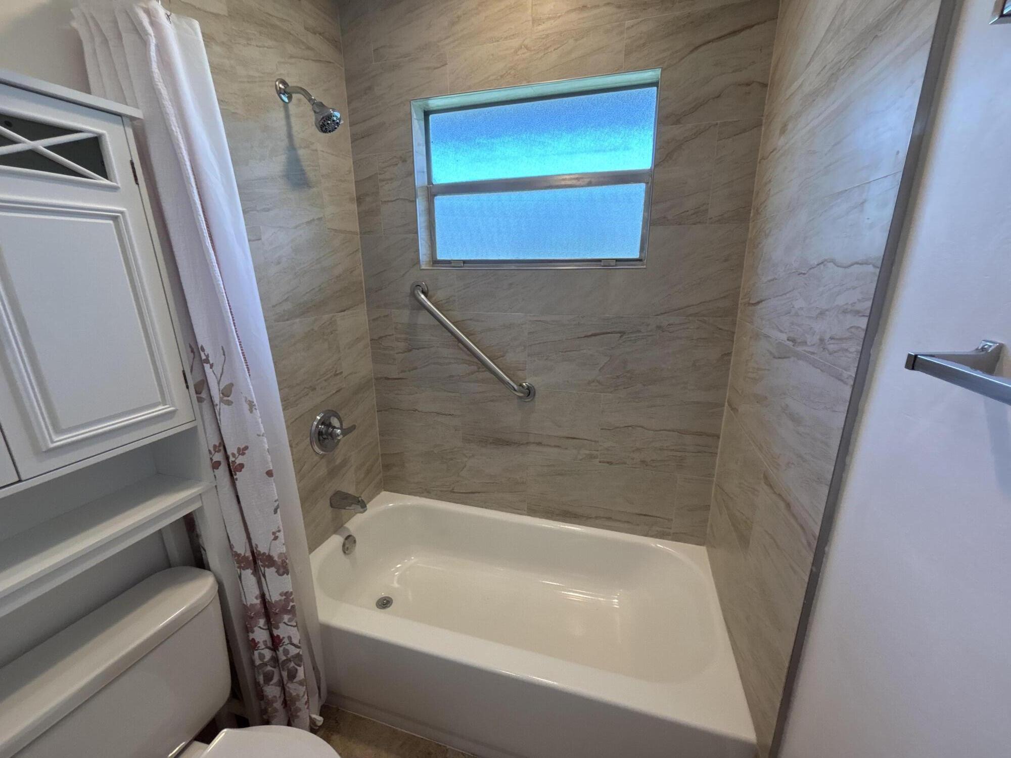 652 Flanders North Delray Beach, FL 33484 - Photo 15 of 35 IMG_3385