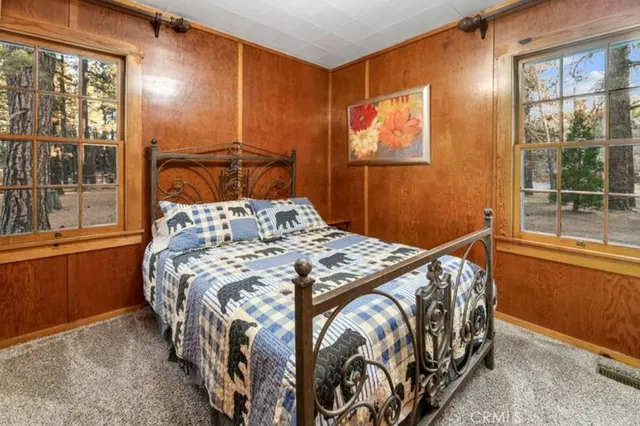 $2,450 | 697 Chipmunk Lane, Big Bear Lake, CA 92315