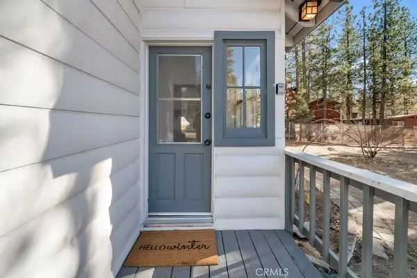 $2,450 | 697 Chipmunk Lane, Big Bear Lake, CA 92315