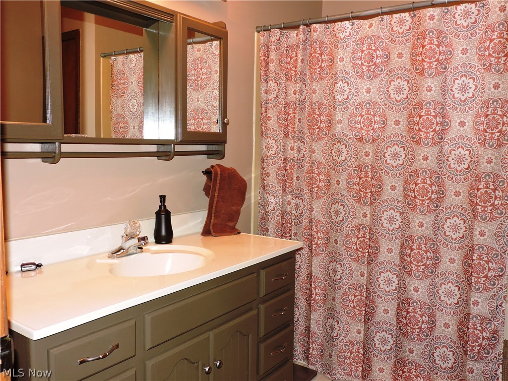 90 Laurel Ridge Road Lowell, OH 45744 - Photo 20 of 34 Gallery Image 20