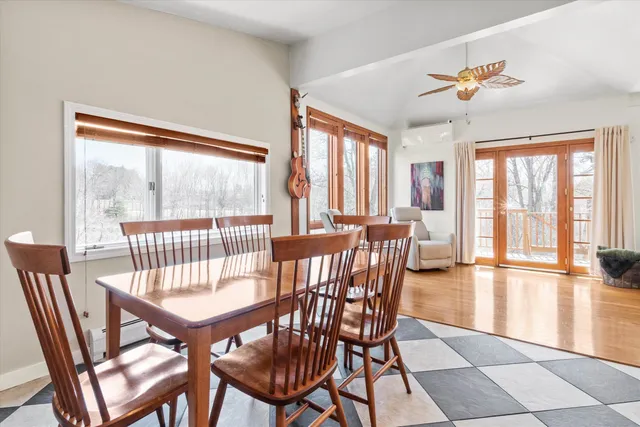 $655,000 | 62 Hooksett Road, Auburn, NH 03032