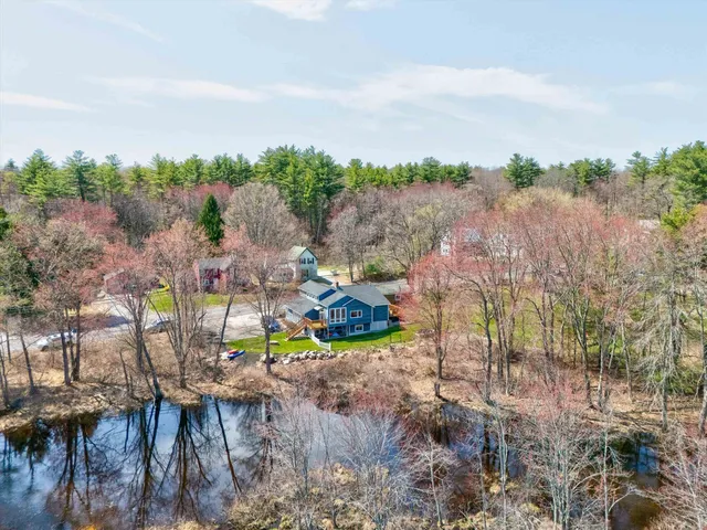 $655,000 | 62 Hooksett Road, Auburn, NH 03032