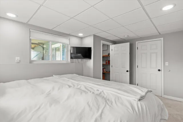 $655,000 | 62 Hooksett Road, Auburn, NH 03032