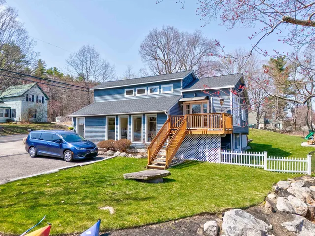 $655,000 | 62 Hooksett Road, Auburn, NH 03032