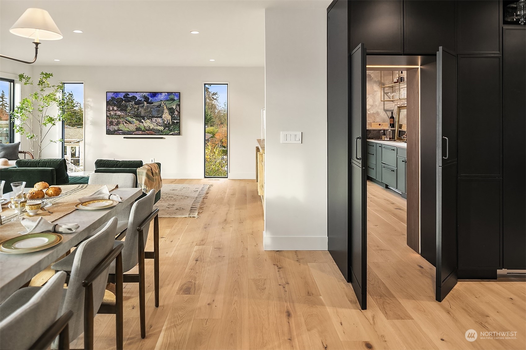 855 Dayton Street Edmonds, WA 98020 - Photo 12 of 39