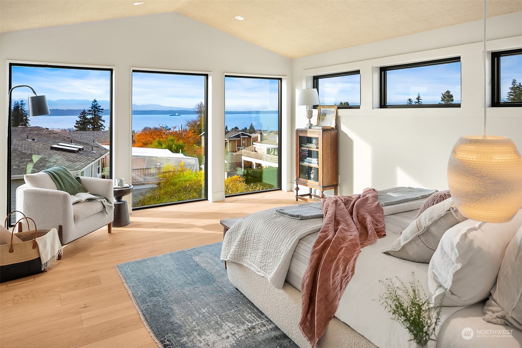 855 Dayton Street Edmonds, WA 98020 - Photo 16 of 39