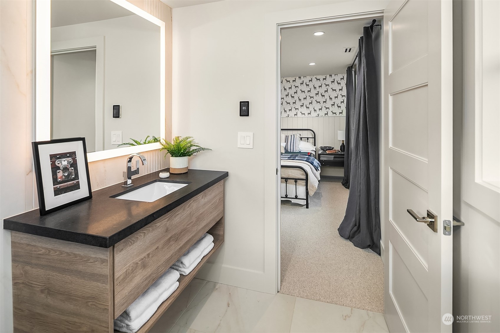 855 Dayton Street Edmonds, WA 98020 - Photo 23 of 39