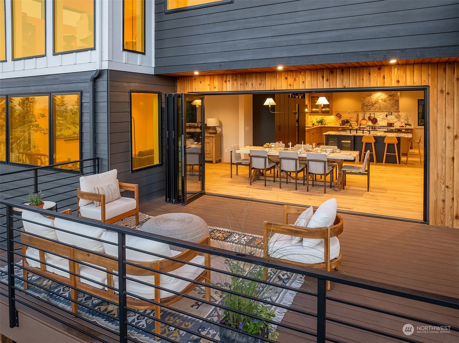 855 Dayton Street Edmonds, WA 98020 - Photo 28 of 39