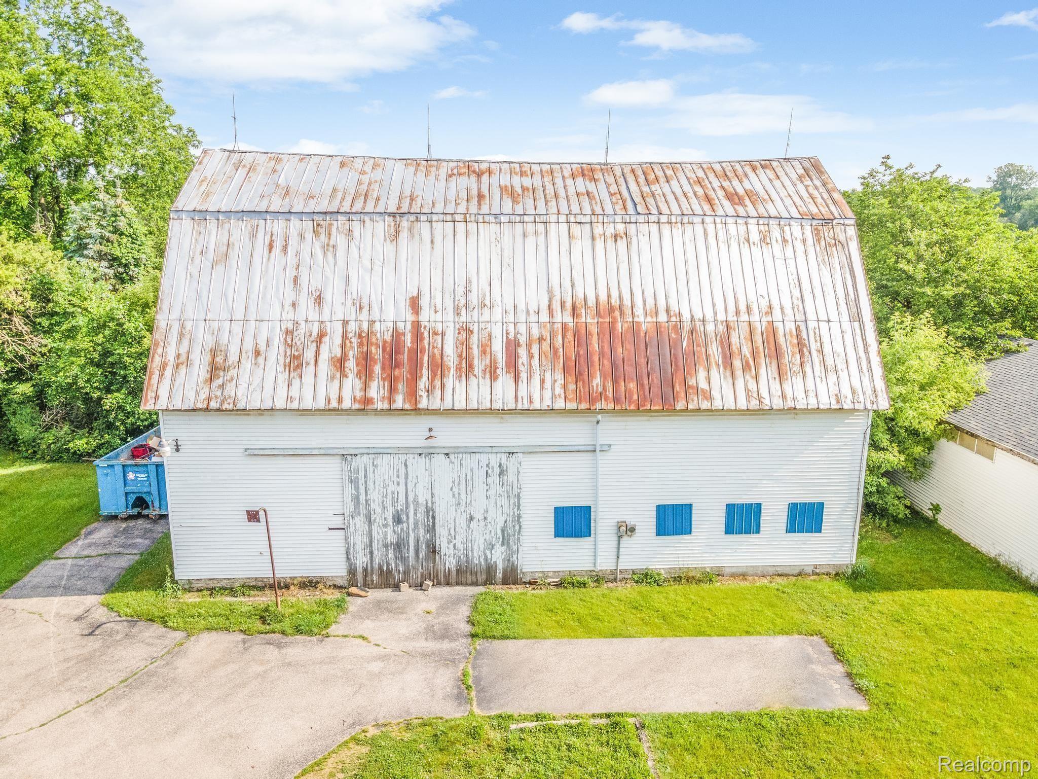 47190 Bemis Road Belleville, MI 48111 - Photo 10 of 27 47190 Bemis, Belleville, MI 48111-0195.jpg