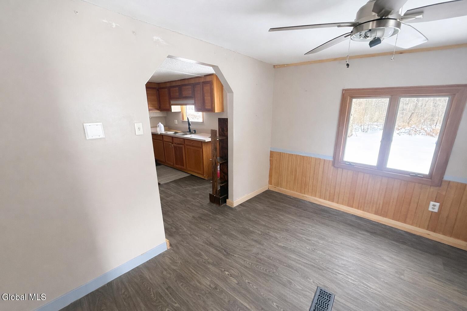 13 Putnam Road Northumberland, NY 12831 - Photo 4 of 10 putnam dining