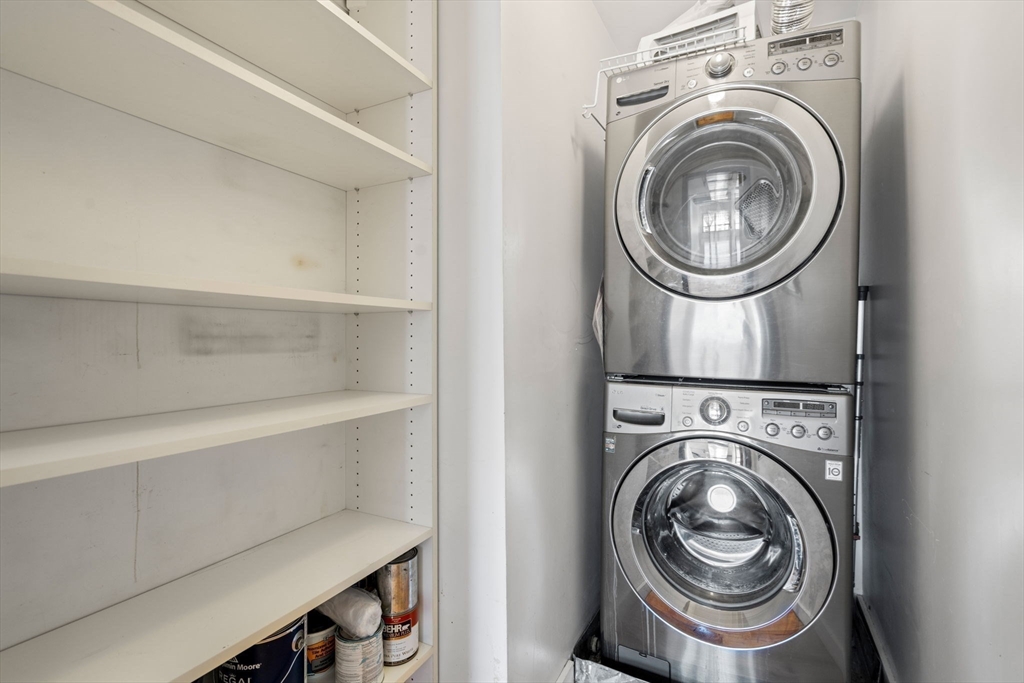 210 Lincoln Street, Unit 601 Boston, MA 02111 - Photo 24 of 29 a utility room with dryer and washer