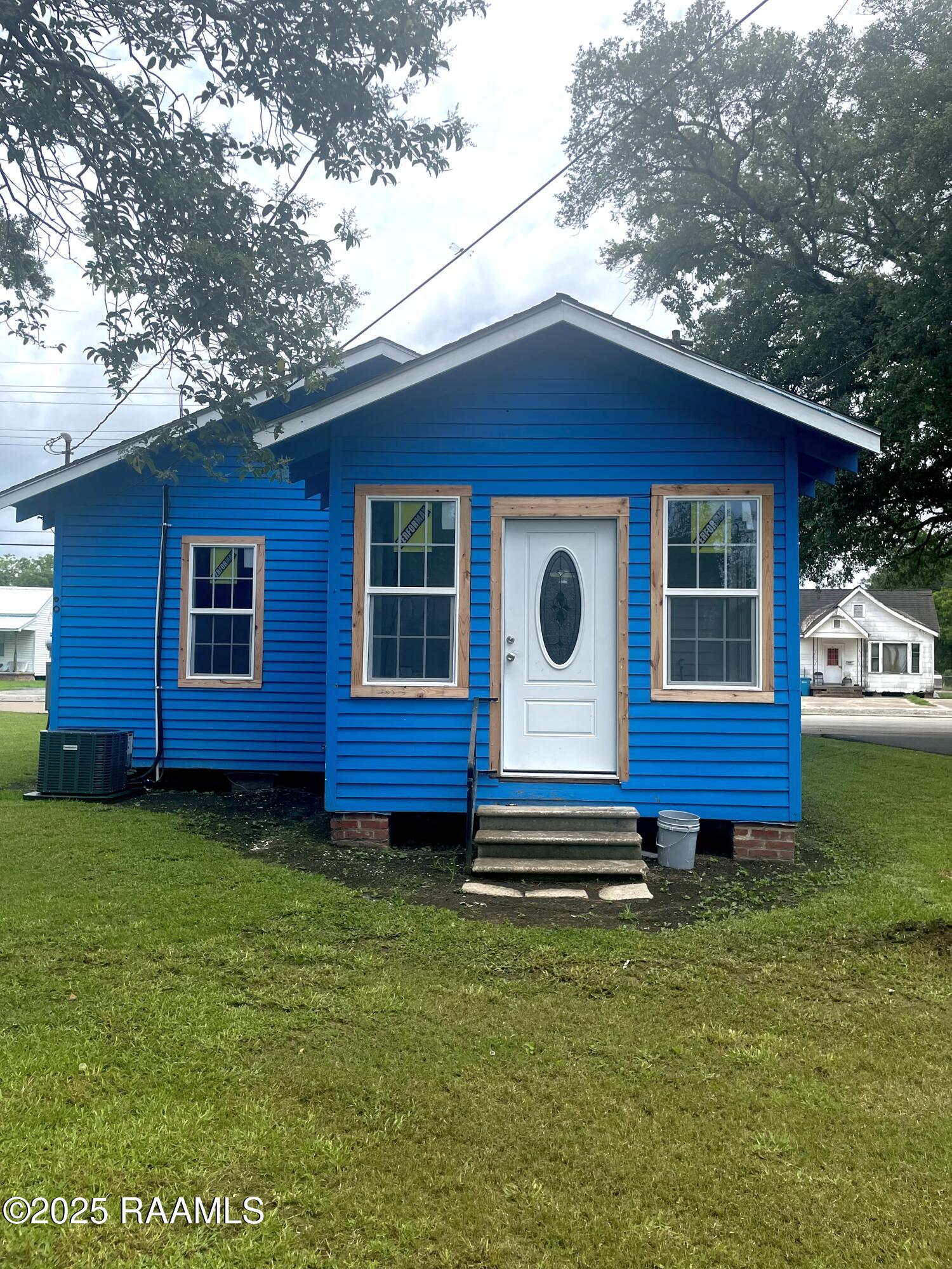 1013 Iberia Street Franklin, LA 70538 - Photo 3 of 10 image1 (40)