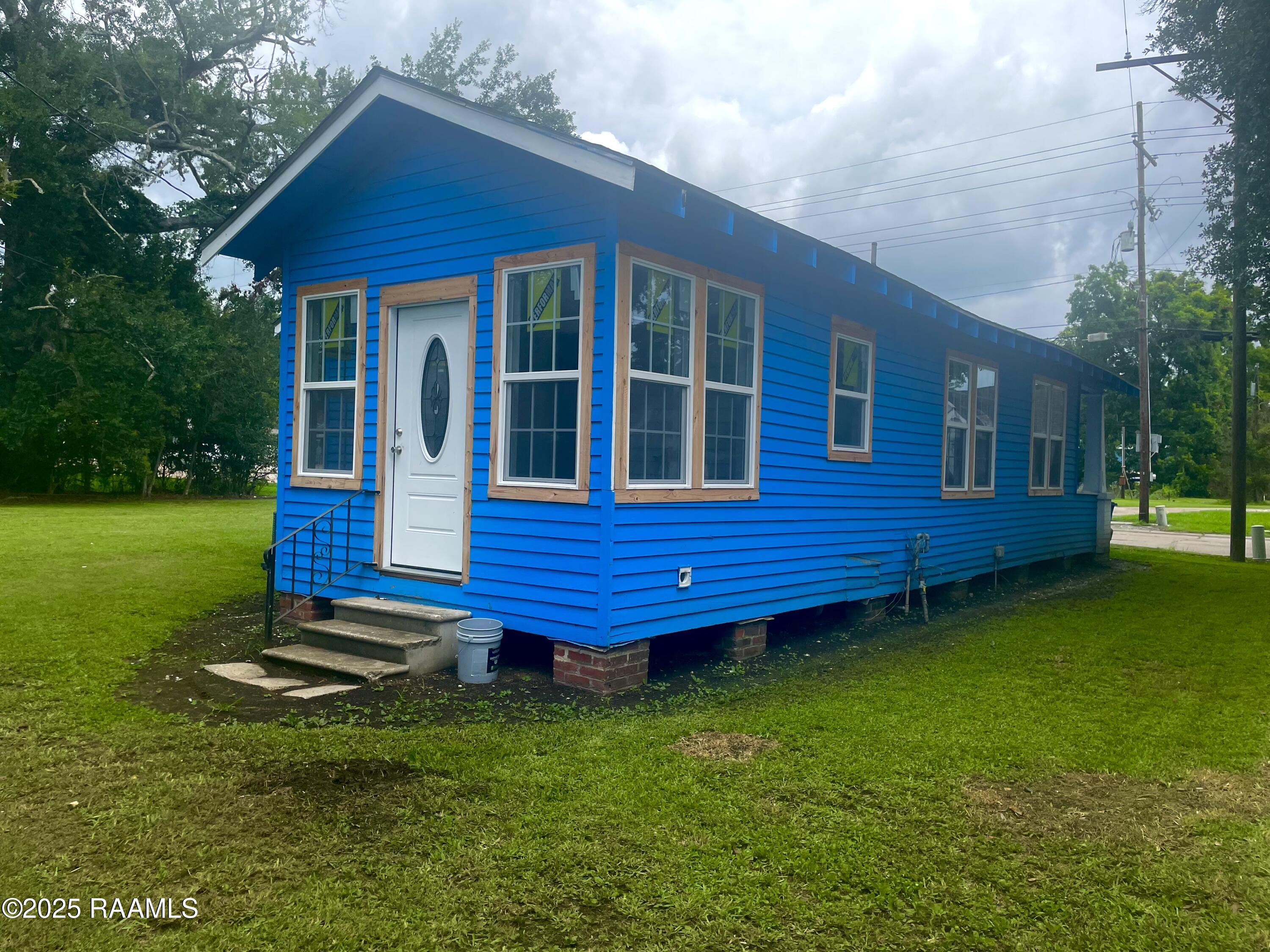 1013 Iberia Street Franklin, LA 70538 - Photo 4 of 10 image3 (29)