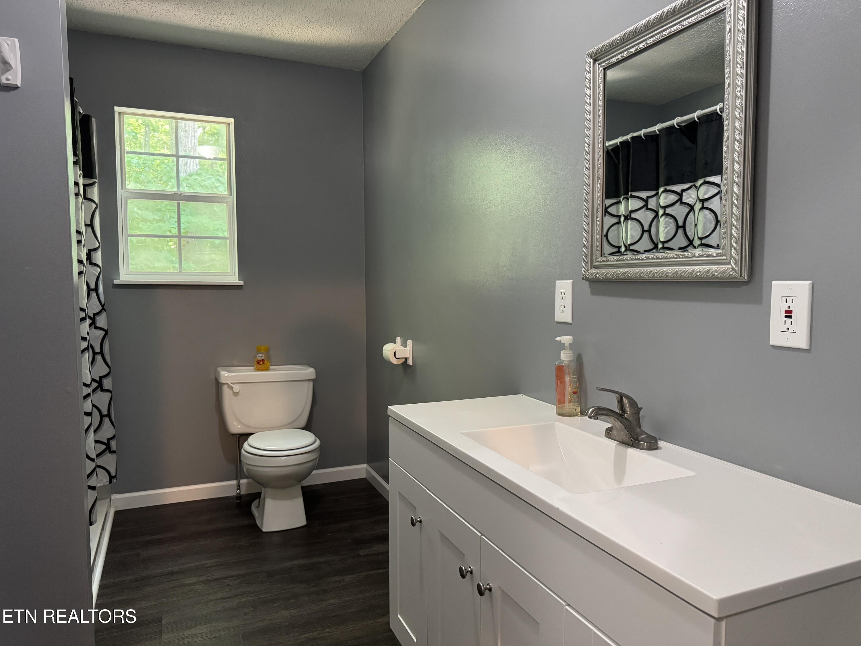 125 Walnut Lane Oneida, TN 37841 - Photo 19 of 39 IMG_7626