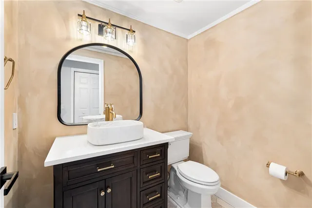 $554,900 | 143 Morse Avenue, Warwick, RI 02886