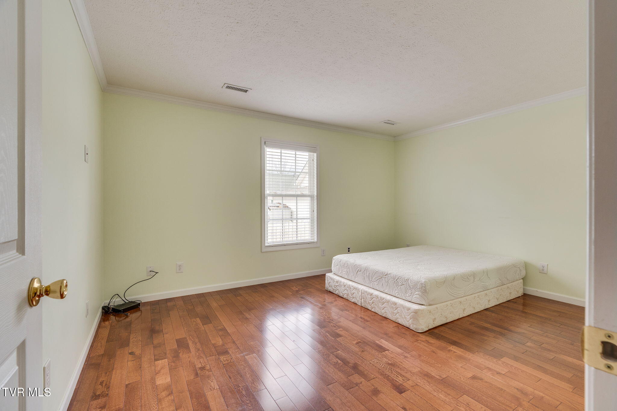 703 North Main Street, Unit 10 Elizabethton, TN 37643 - Photo 14 of 28 012