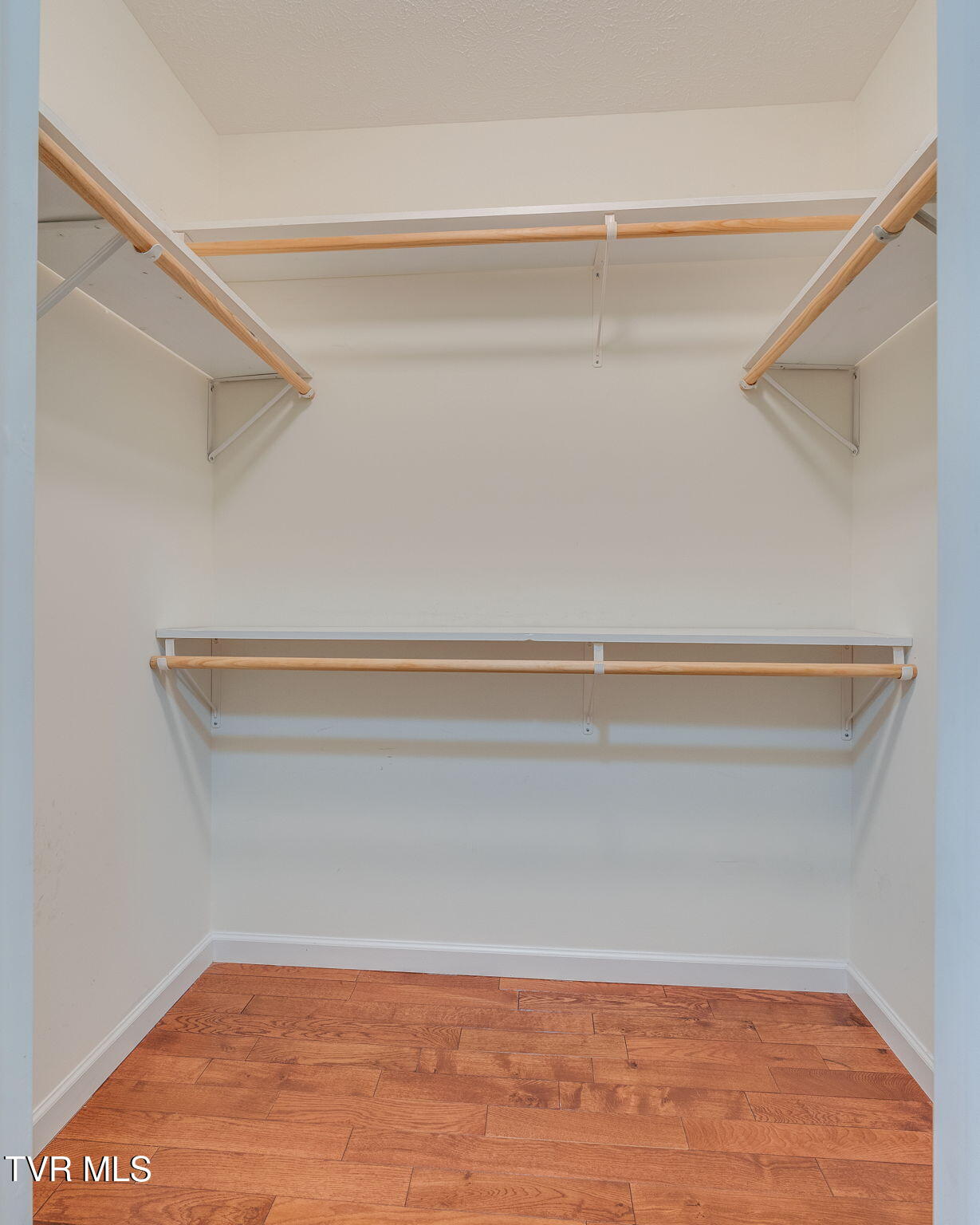 703 North Main Street, Unit 10 Elizabethton, TN 37643 - Photo 17 of 28 015