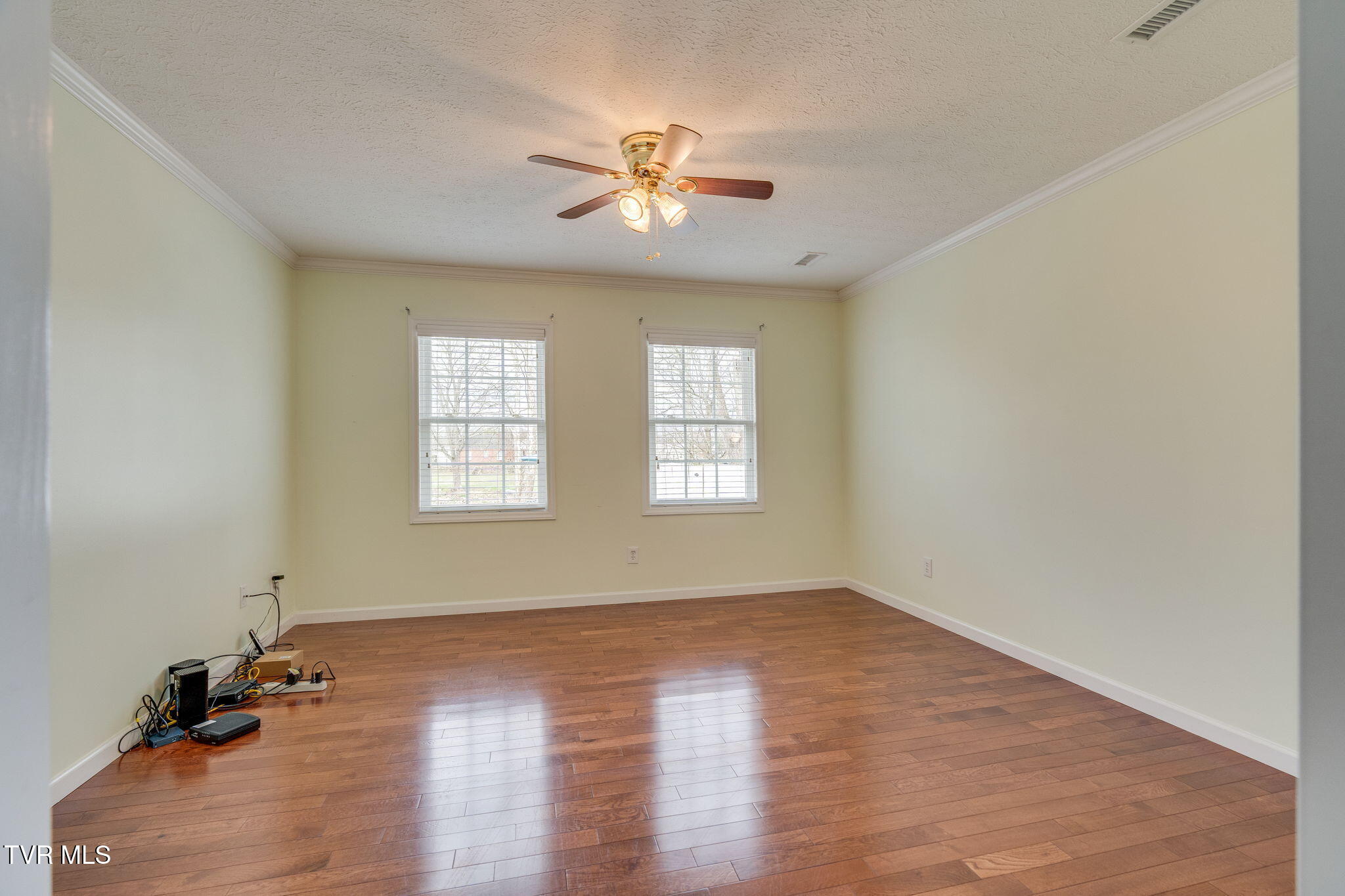 703 North Main Street, Unit 10 Elizabethton, TN 37643 - Photo 21 of 28 019