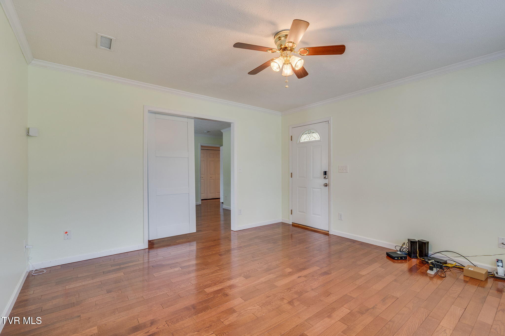 703 North Main Street, Unit 10 Elizabethton, TN 37643 - Photo 22 of 28 020