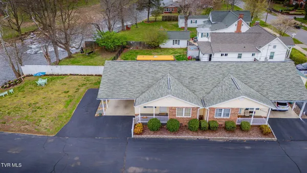 $10,000 | 703 North Main Street, Unit 10, Elizabethton, TN 37643