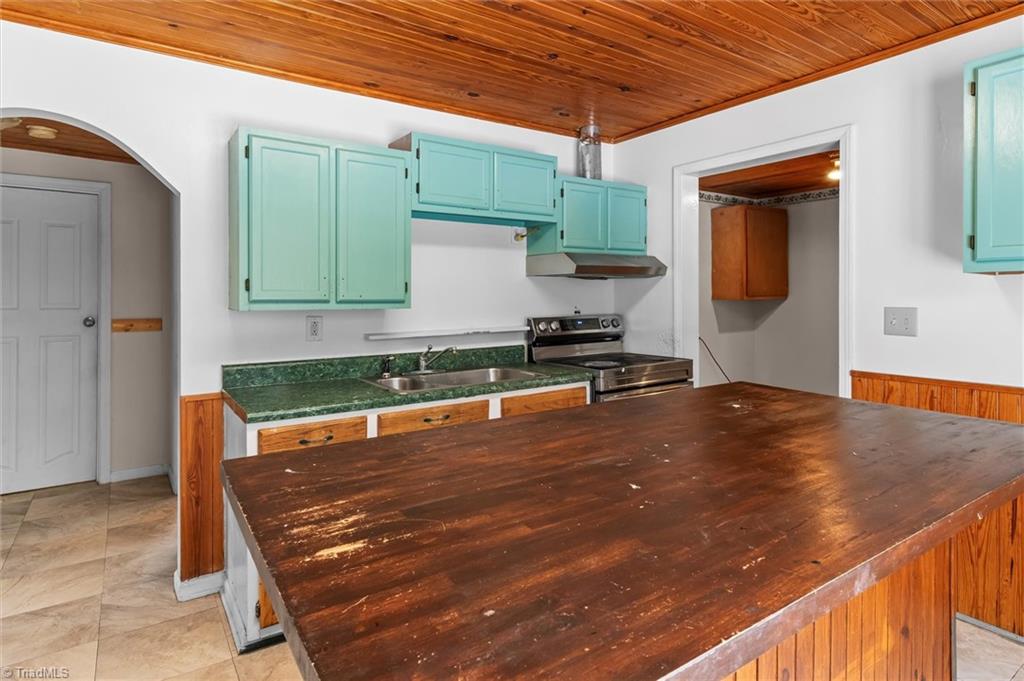 600 Hendrix Street High Point, NC 27260 - Photo 9 of 21