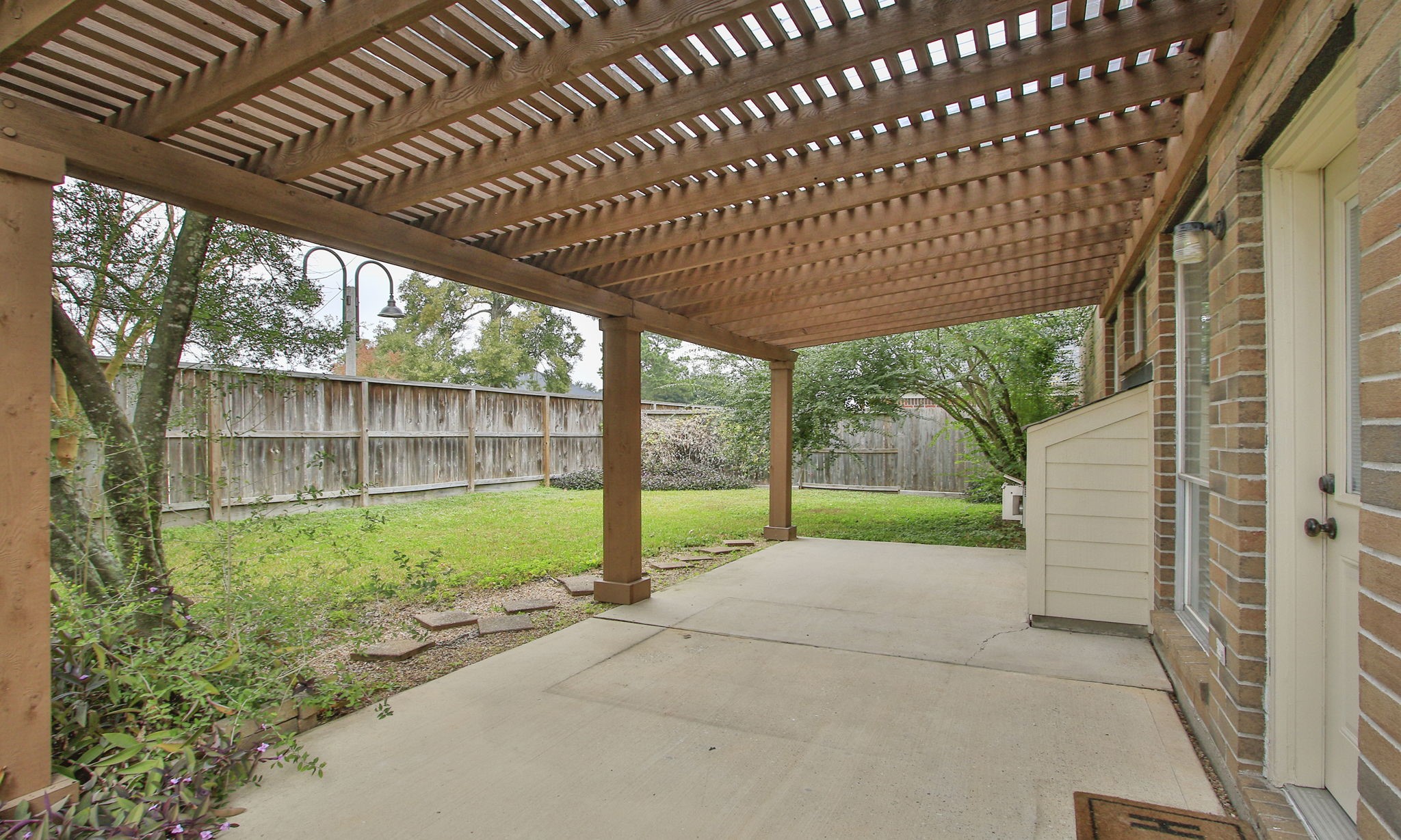 27131 Sunset Pines Drive Spring, TX 77373 - Photo 39 of 44 a view of back yard with porch