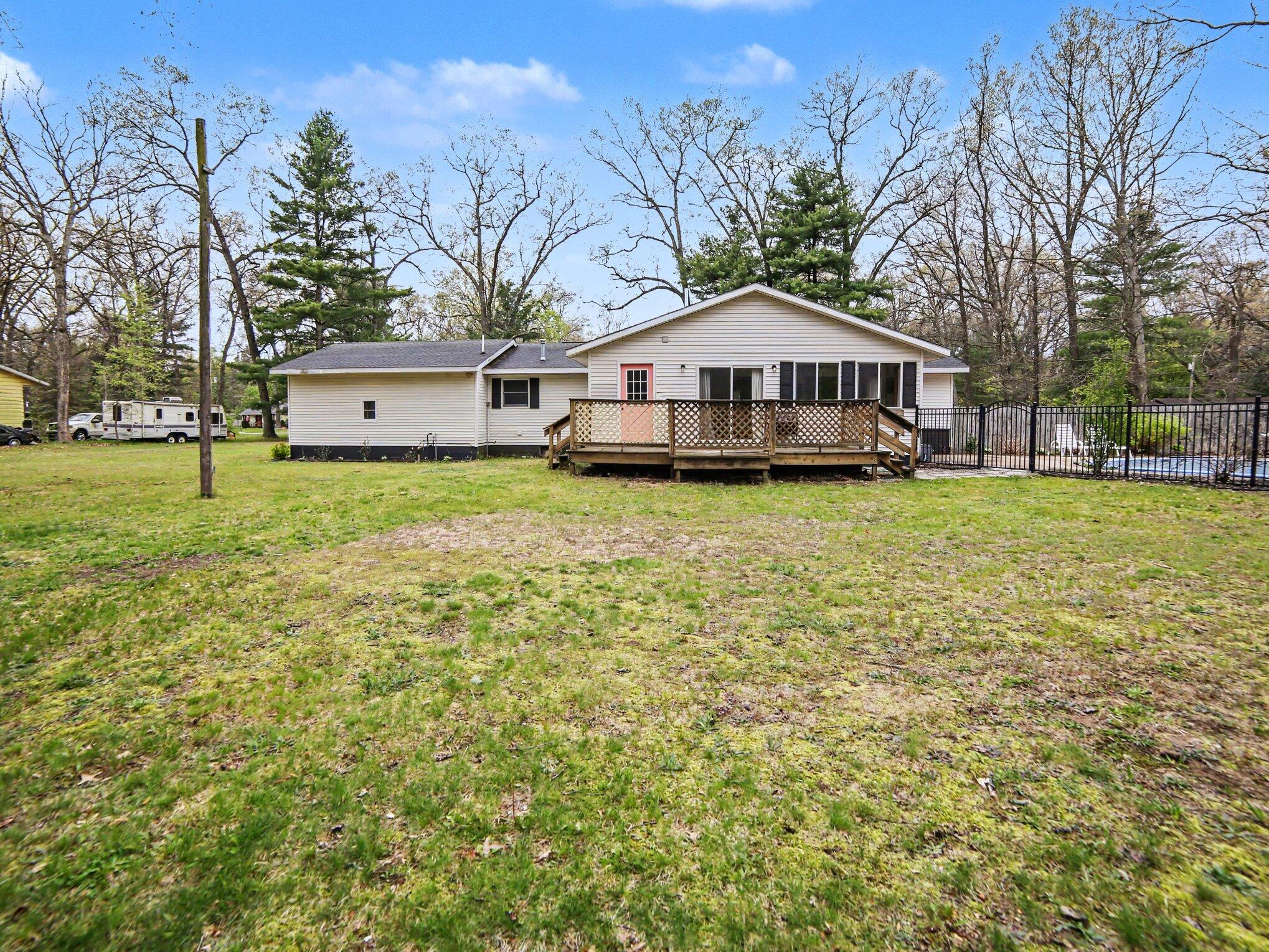 1574 Chatterson Road Muskegon, MI 49442 - Photo 32 of 39 029_file_4679