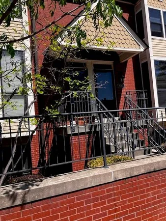 $290,000 | 504 West 10th Street, Unit 504, Kansas City, MO 64105