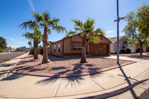 $1,900 | 8587 North 107th Lane, Peoria, AZ 85345
