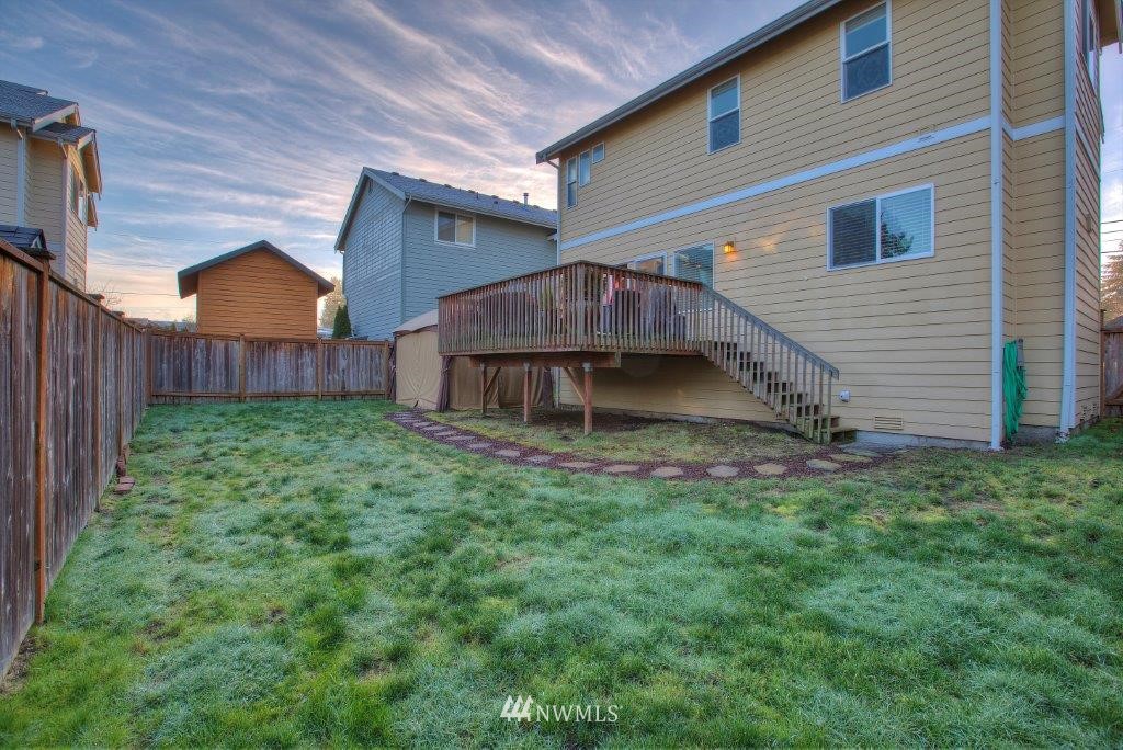 2006 Northeast 16th Street Renton, WA 98056 - Photo 17 of 18