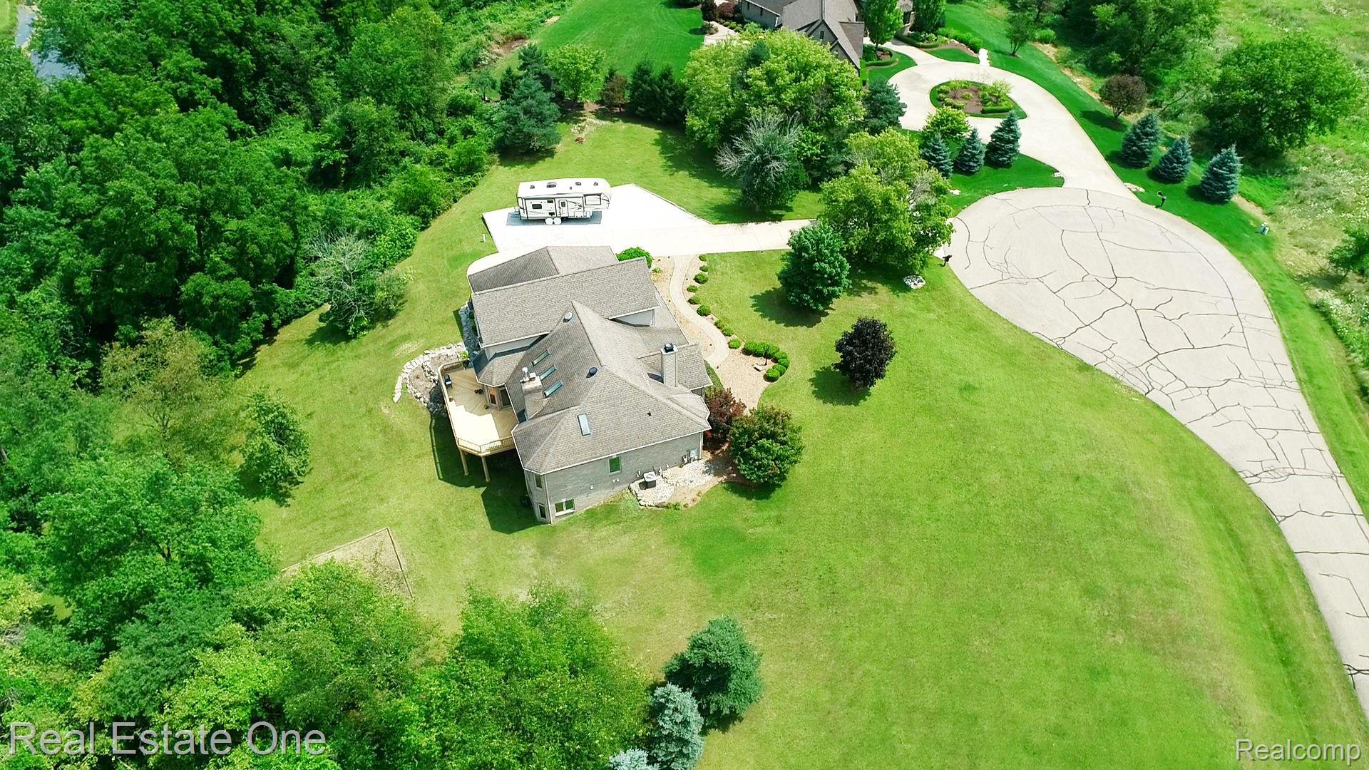 617 Foxwood Trail Rochester, MI 48306 - Photo 53 of 76 Gallery Image 53