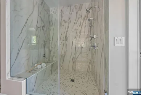 $3,499,000 | 520 Clinton Avenue, Wyckoff, NJ 07481