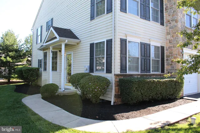 $2,950 | 15 Ryan Court, Telford, PA 18969