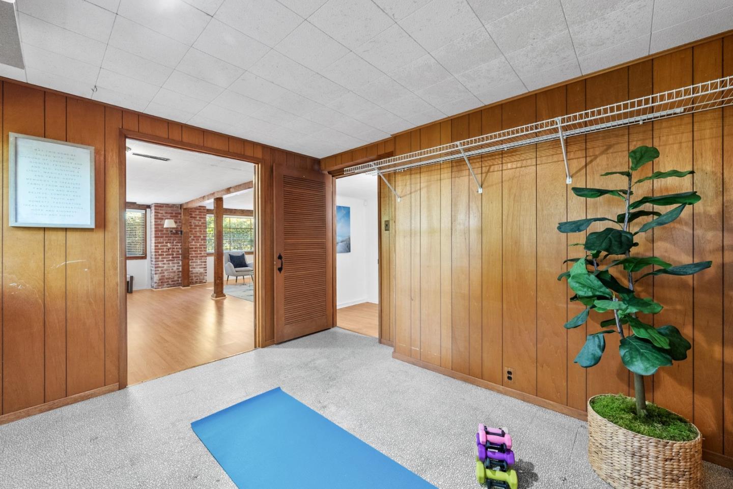 410 Fulton Road San Mateo, CA 94402 - Photo 36 of 49 a view of gallery with wooden floor