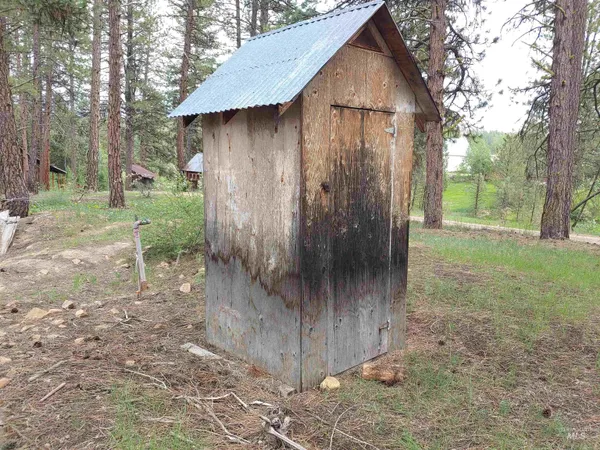 $109,000 | 330 Gibbs Circle, Placerville, ID 83666