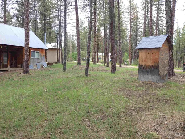 $109,000 | 330 Gibbs Circle, Placerville, ID 83666