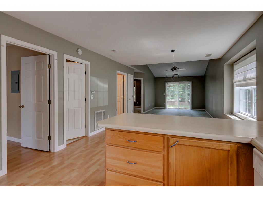 491-13 Mammoth Road Londonderry, NH 03053 - Photo 6 of 20 Gallery Image 6