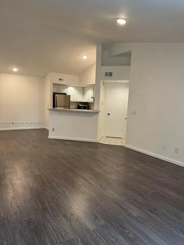 $1,950 | 12430 Vista Isles Drive, Unit 1325, Sunrise, FL 33325