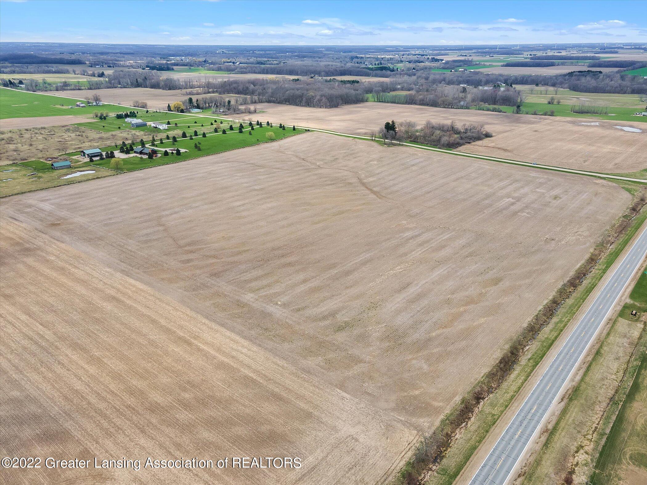 1 West Cleveland Road Perrinton, MI 48871 - Photo 4 of 11 11