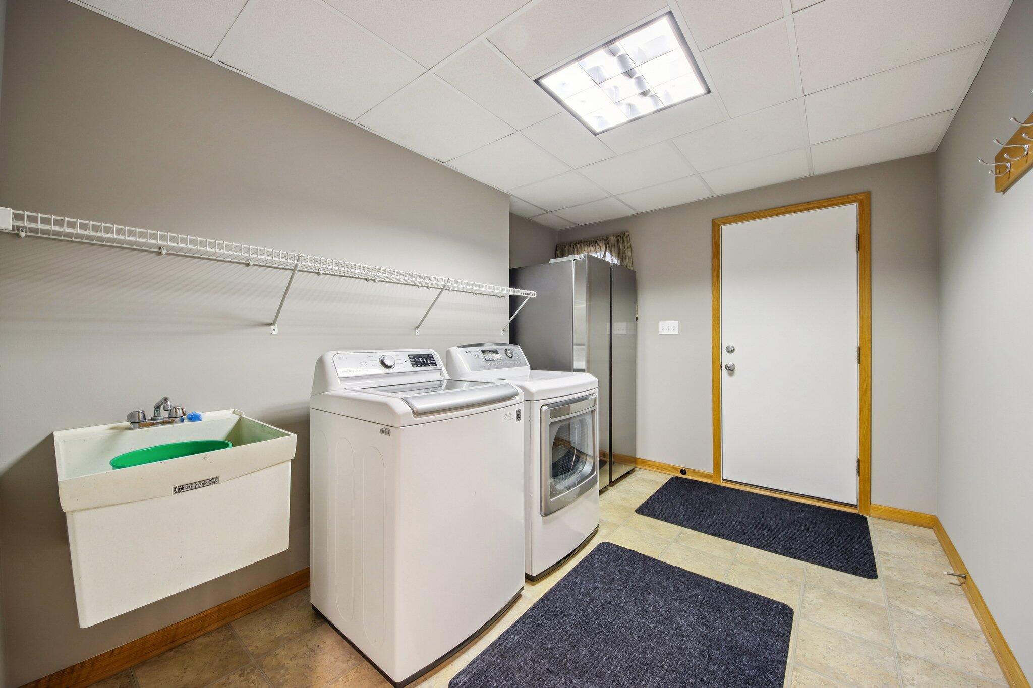 9396 Calumet Street Dyer, IN 46311 - Photo 43 of 43 a utility room with dryer and washer