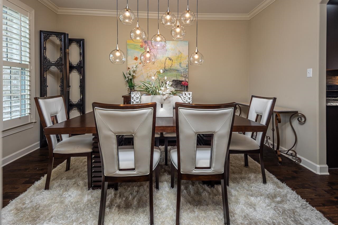 771 Six Oaks Lane Collierville, TN 38017 - Photo 3 of 25 a view of a dining room with furniture and window
