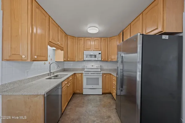 $339,900 | 204 Randomwood Lane, New Bern, NC 28562