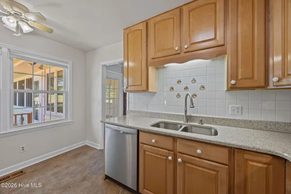 $339,900 | 204 Randomwood Lane, New Bern, NC 28562